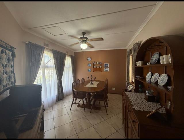 3 BEDROOM FREEHOLD FOR SALE IN MEER EN SEE